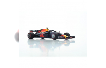 Aston Martin Red Bull Racing-TAG Heuer RB14 #33 Race TBC 2018 Max Verstappen