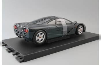 McLaren F1 GTR Road Car (1996), green metallic