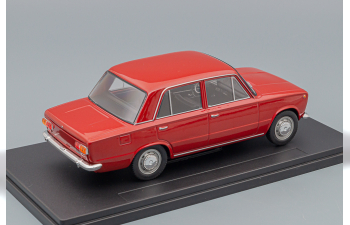 FIAT 124 Saloon (1966), dark red