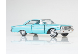 FORD Galaxie 500 XL Hardtop, light blue