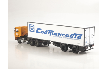 VOLVO F12 с полуприцепом Lamberet Совтрансавто, оранжевый / белый