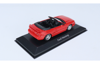 FORD Mustang Cabriolet (1994), red