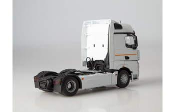 Камский грузовик 54901 седельный тягач, белый