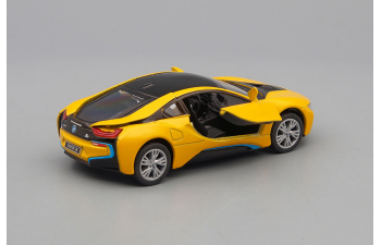 BMW i8, yellow