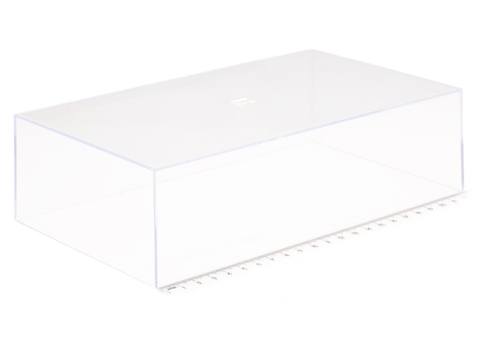 Бокс Minichamps 437 серии (без подставки, только колпак) Д22,5 Ш13 В6,5 см