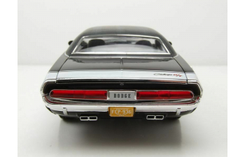 DODGE Challenger R/T 426 HEMI "The Black Ghost" 1970, black