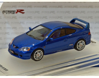 Honda Integra Type DC5 2002 синий, с тюнинговыми колесами и карбоновым капотом(декаль)