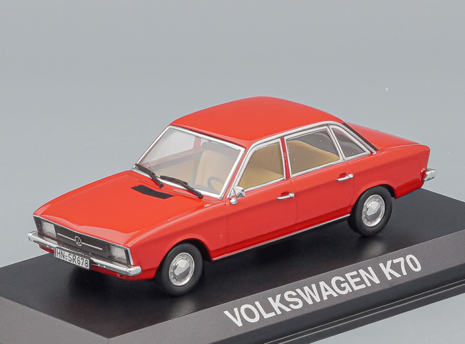 VOLKSWAGEN K70, red