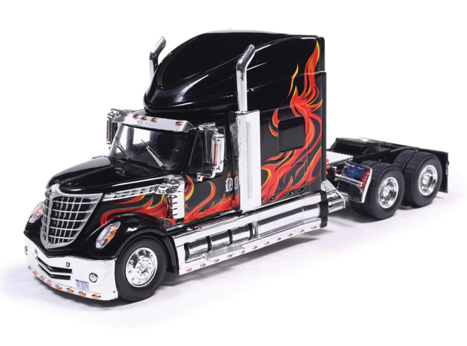 INTERNATIONAL Lonestar (2010). black/red