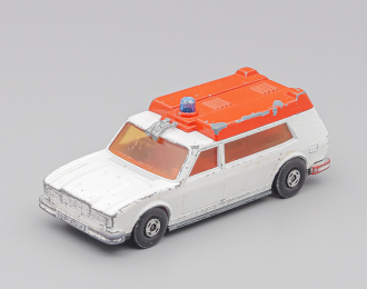 K-43 Ambulance, red / white