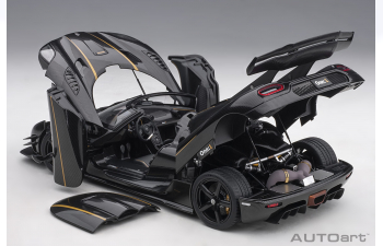 Koenigsegg One:1 2014 (clear carbon fiber/gold stripes)