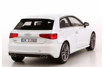 AUDI S3 (8V) - white