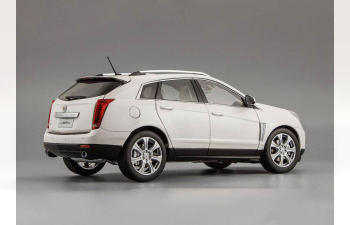 CADILLAC SRX (2014), platinum ice