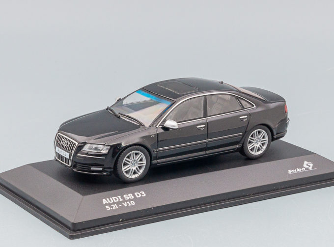 AUDI S8 D3 (2010), black