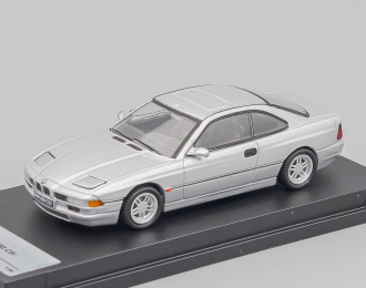 BMW 850 CSi (1992), silver