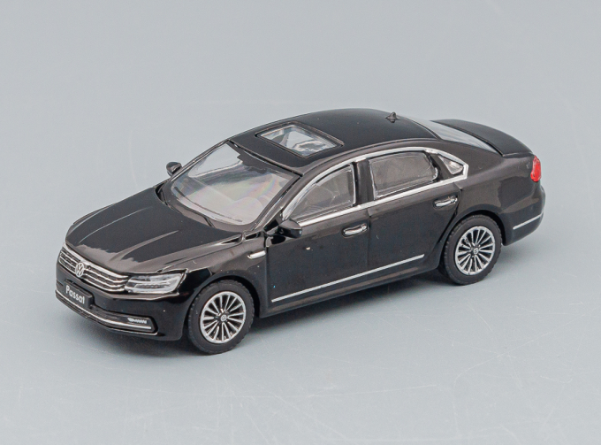 VOLKSWAGEN Passat (2019), black