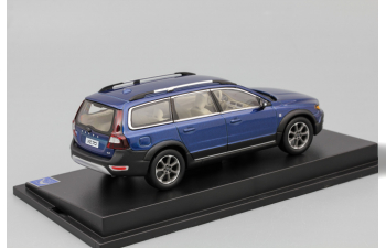 VOLVO XC70, blue