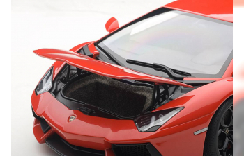 LAMBORGHINI Aventador LP700-4 (2011), rosso andromeda / red black wheels