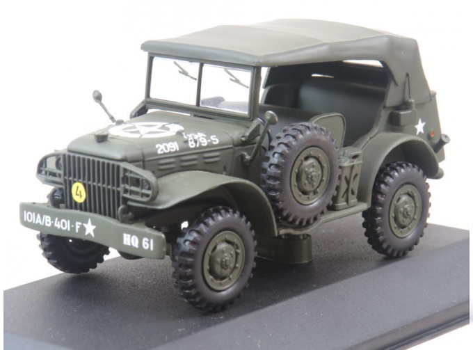 DODGE WC 56 Closed Command Car U.S.Army, dark green