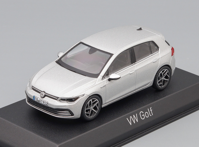 VOLKSWAGEN Golf VIII (5-дверей) 2020 Silver