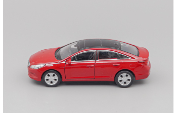 HYUNDAI Sonata, red