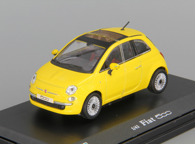 FIAT 500, yellow