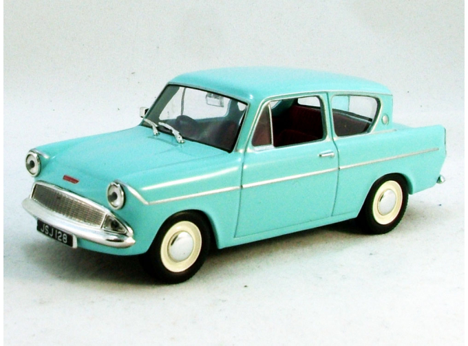 FORD Anglia Deluxe (1961), зеленый