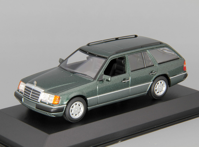 MERCEDES-BENZ 300 TE S124 (1991), green metallic