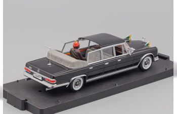 MERCEDES-BENZ 600 Landaulet African King, black
