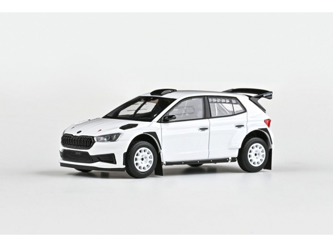 SKODA Fabia IV RS Rallye2 with Gravel Wheels Type C (2022), weiss