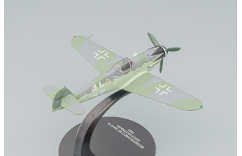 Messerschmitt Bf 109G-10 Erich Hartmann (352 победы) 1945