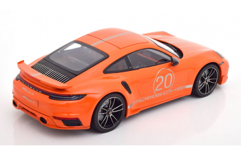 PORSCHE 911 (992) Turbo S with Sport Design Package (2021), orange