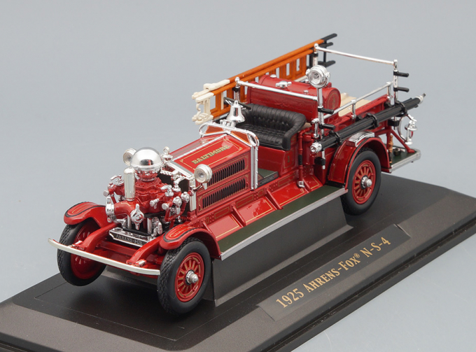 AHRENS-Fox N-S-4 (1925), Fire Engine, red