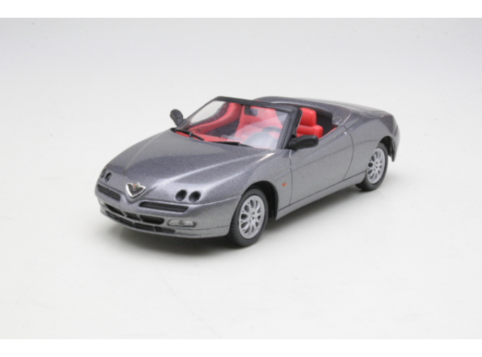 ALFA ROMEO Spider (1995), grey metallic