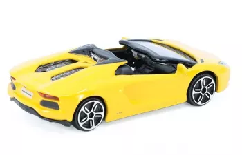 LAMBORGHINI Aventador LP700-4 (2013), yellow