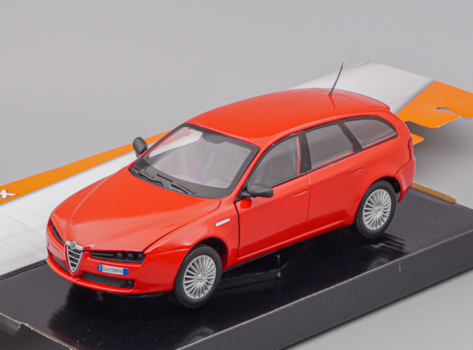 (Уценка!) ALFA ROMEO 159 Sportwagon Sw (2005), red