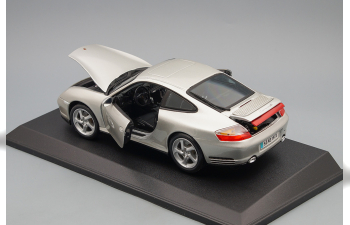 PORSCHE 911 Carrera 4S, silver