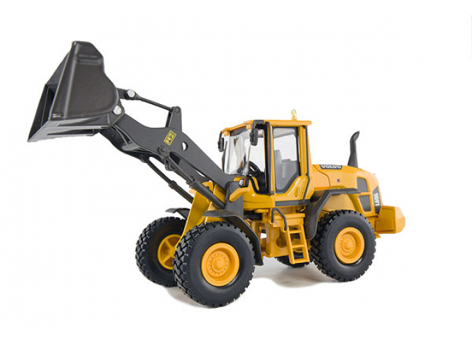 VOLVO L60G Loader, yellow