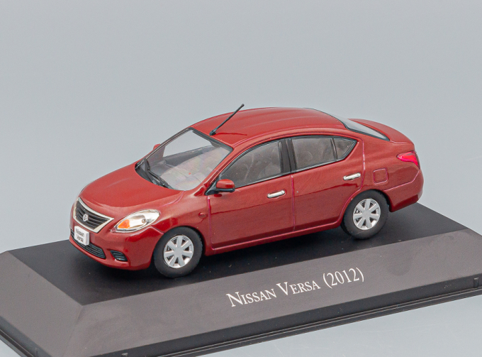 NISSAN Versa (2012), dark red