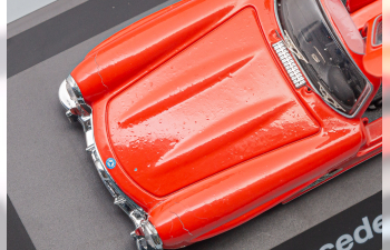 MERCEDES-BENZ 300 SL Gullwing, red