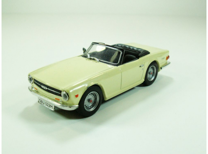 TRIUMPH TR6, маргариновый