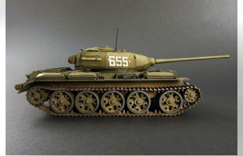 Сборная модель Танк T-44M SOVIET MEDIUM TANK