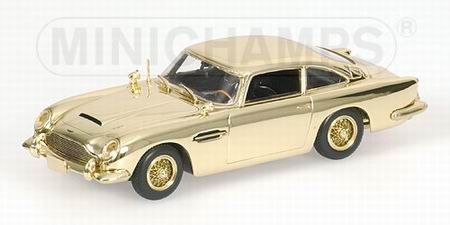 ASTON MARTIN DB 5 James Bond 007 Casino Royale, gold plated