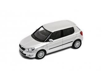 SKODA Fabia II (facelift 2010), silver brilliant met.