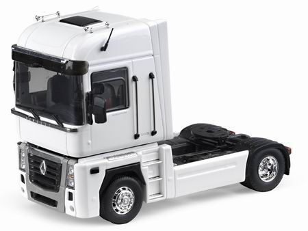 RENAULT Magnum седельный тягач (2008), white