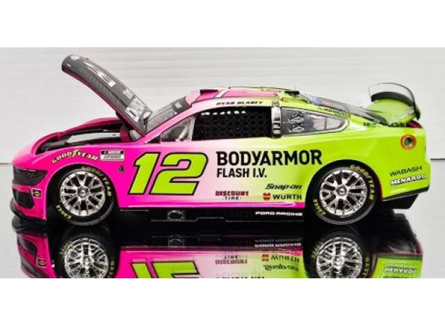 FORD Mustang #12 Ryan Blaney *Bodyarmor Flash I.V.*, pink/green 2026