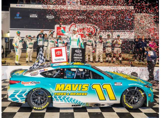 Toyota Camry XSE #11 Denny Hamlin *Mavis Tires & Brakes*, blue/yellow 2024