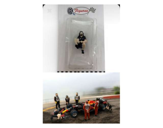 Фигурка 2 рабочего команды Red Bull