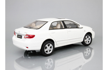 TOYOTA Corolla (2011), white