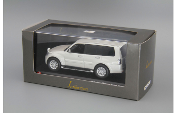 MITSUBISHI Pajero Long Super Exceed, white